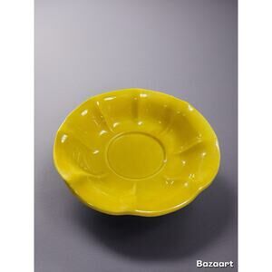 McCoy USA Bowl Basin Happy Yellow Scalloped Vintage